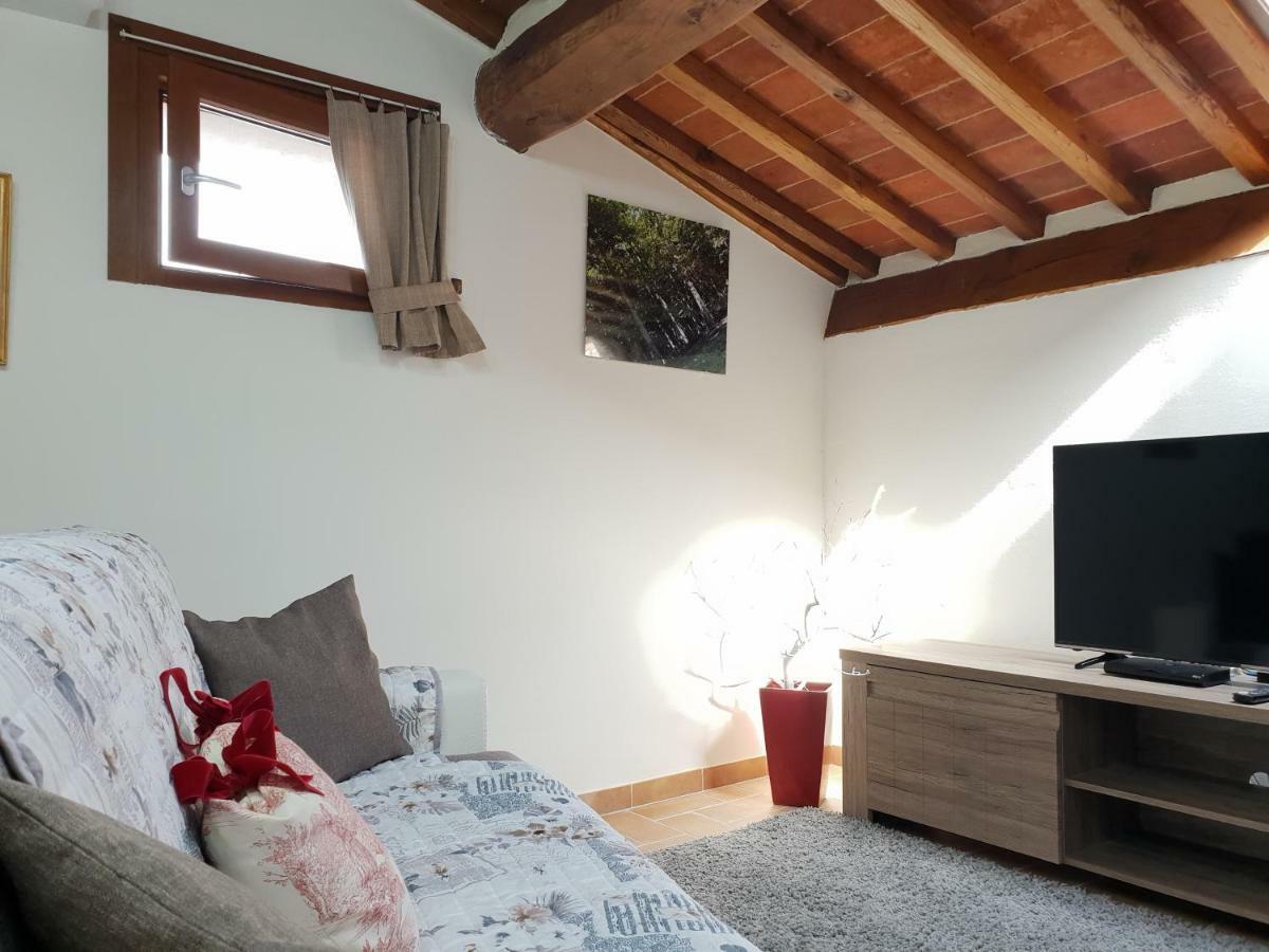 Appartamento Mansarda degli Ulivi Rigomagno Esterno foto